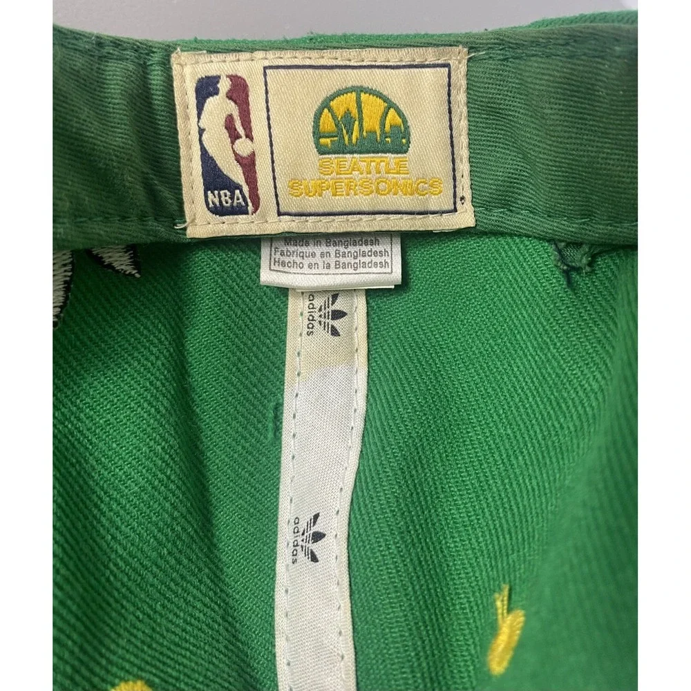 Seattle Supersonics Adidas Snapback Hat Spellout LOGO City on Bill Vintage RARE